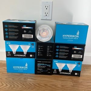 Hyperikon LED Par30 short neck 2700k warm white 800 lumen NEW IN BOX (qty 17)